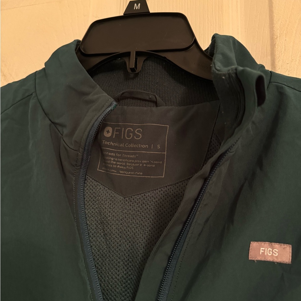 Figs Sydney Tech Jacket - image 4